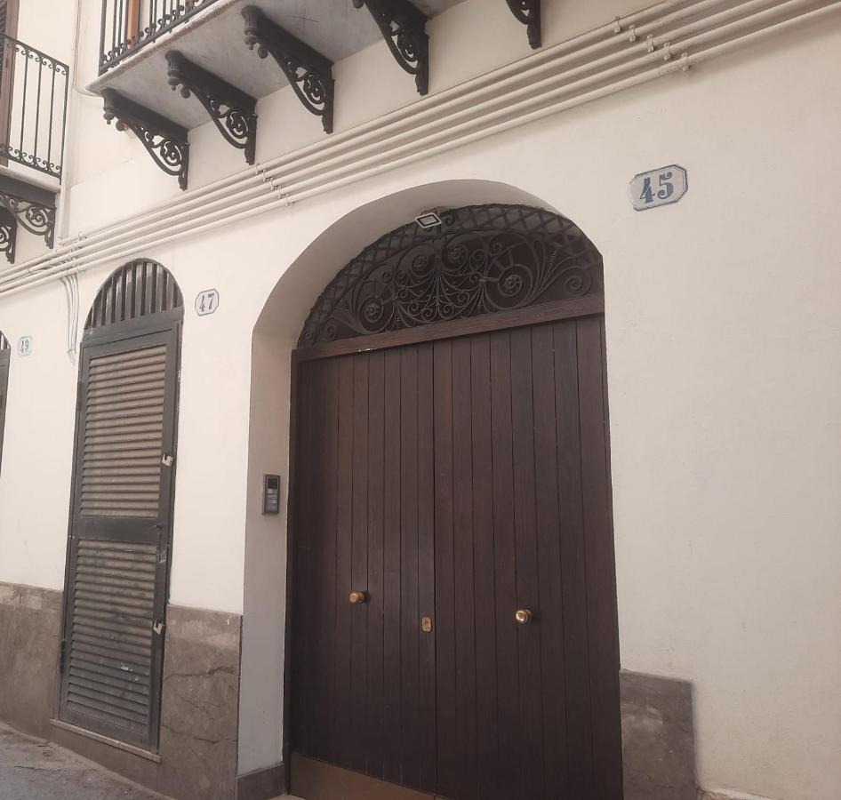 Peri Peri House - Palermo Centro Apartment Екстериор снимка